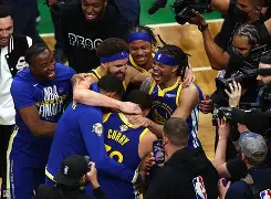 库里巅峰对决，Uzi与40激战RNG分钟，大胜胜负难料！